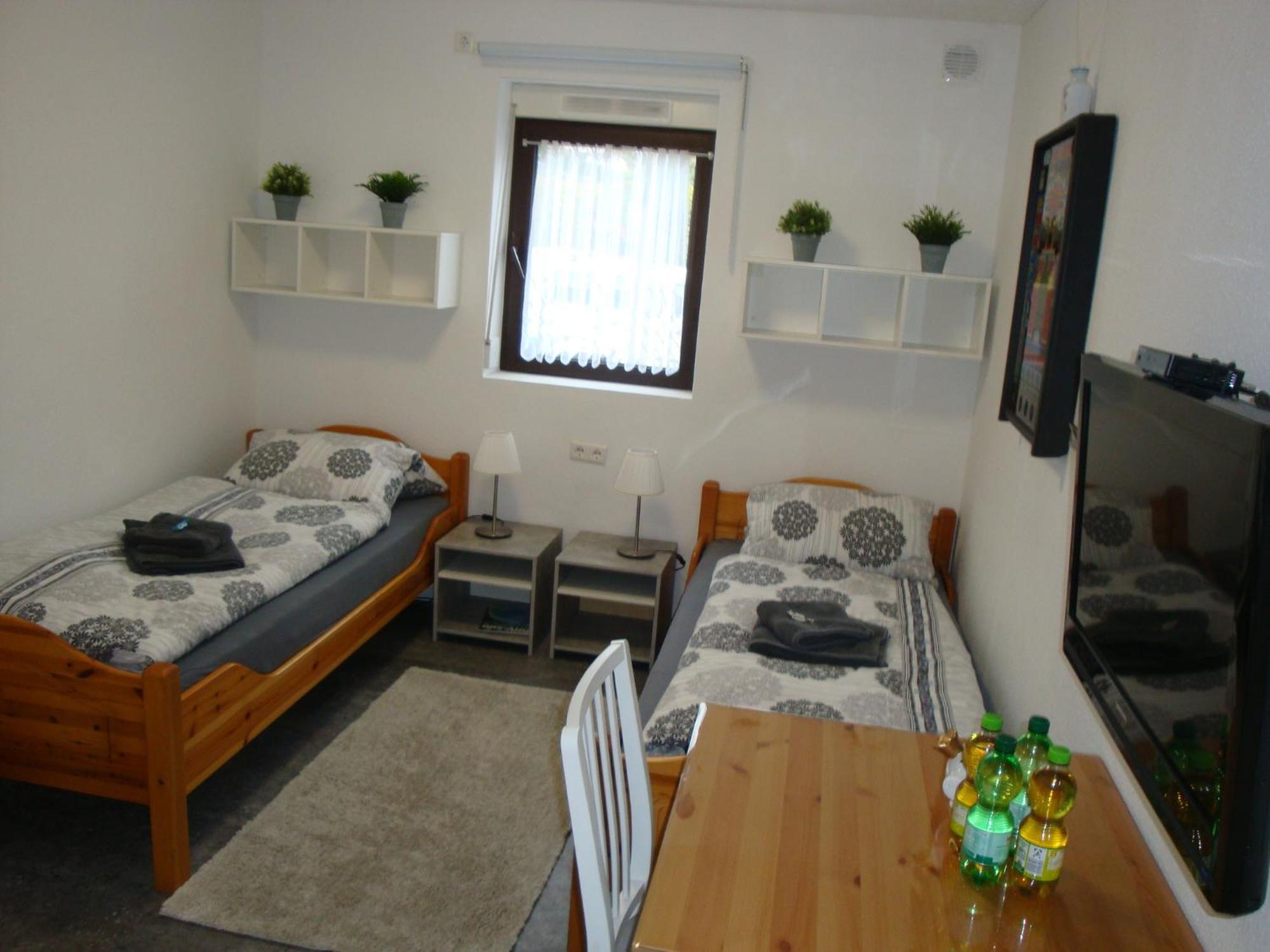 Cenet 1 Zimmer Apartment Sindelfingen Buitenkant foto