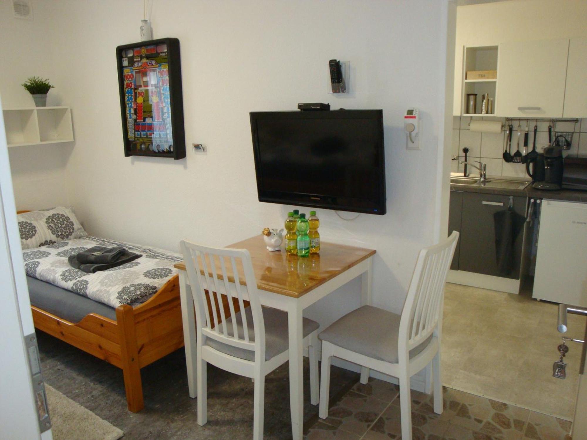 Cenet 1 Zimmer Apartment Sindelfingen Buitenkant foto